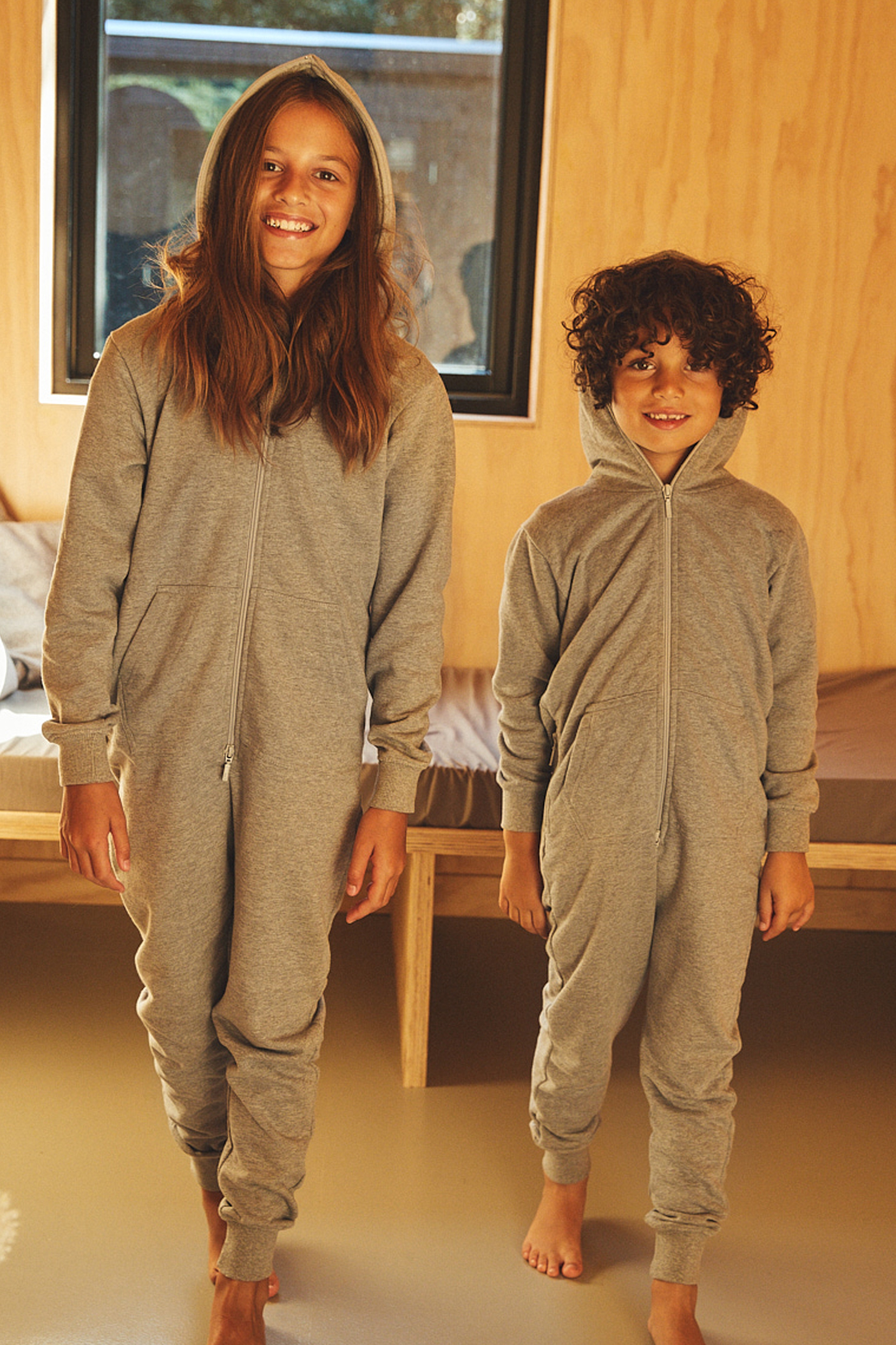 Kinder-Kapuzenpullover-Trainingsanzug, 100 % Baumwolle, 300 g/m², Schwarz, Größe S (104/110 cm) - SPORTGRAU