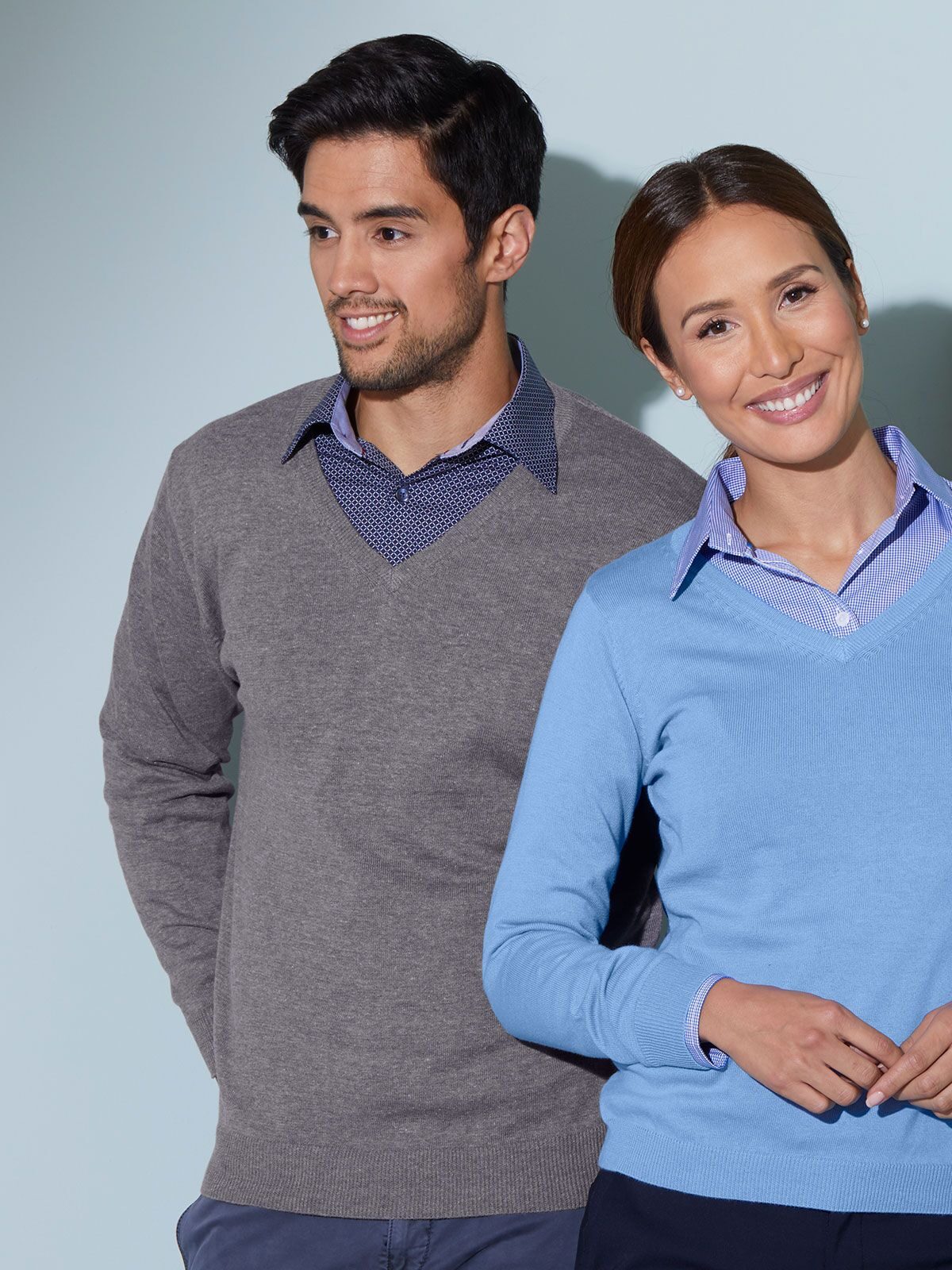 Herren-Pullover mit V-Ausschnitt