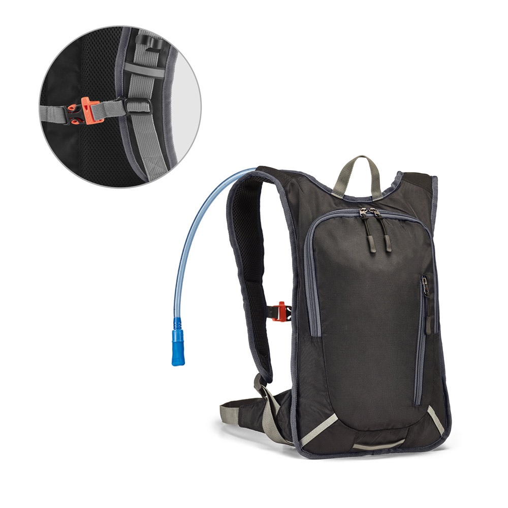 MOUNTI. 420D Sportrucksack mit 2L Trinkblase.