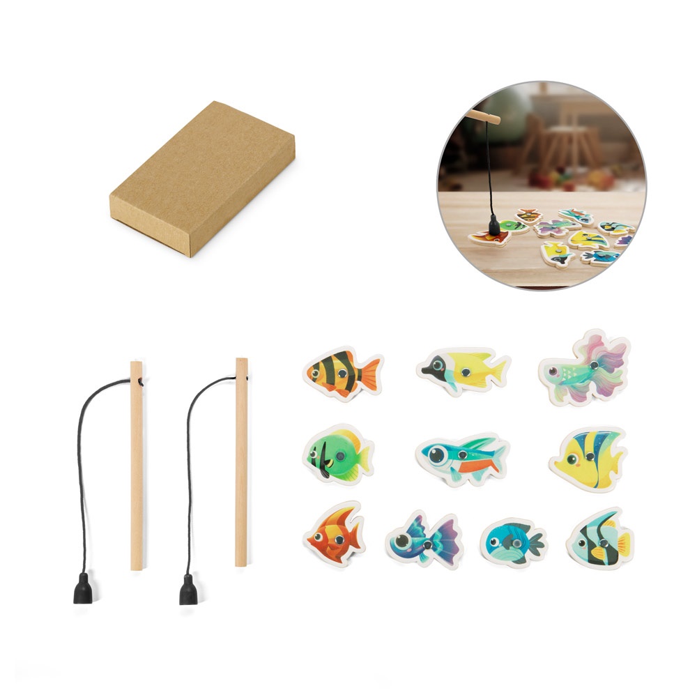 FISCHIG. Angelset bestehend aus 10 Holzfischen, ideal für Kinder.